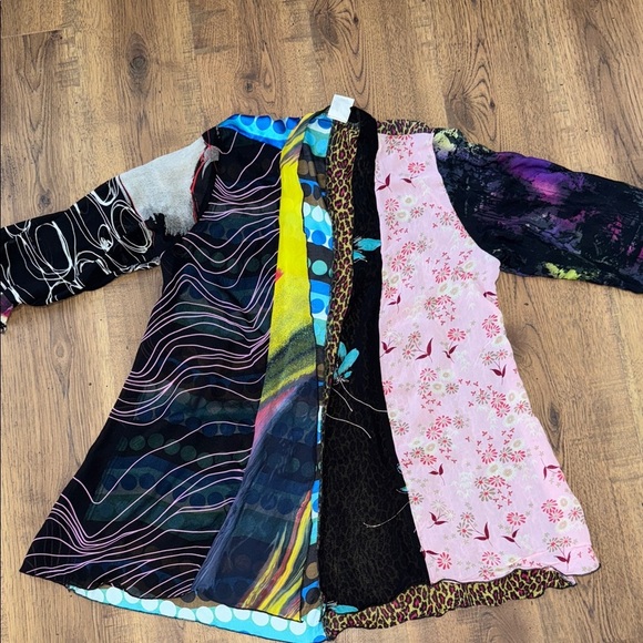 CTC LINENS Multicolor Patterned Jacket - Picture 1 of 6